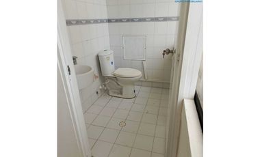 ARRIENDO OFICINA UBICADA EN EL CENTRO DE BUCARAMANGA  COD:683