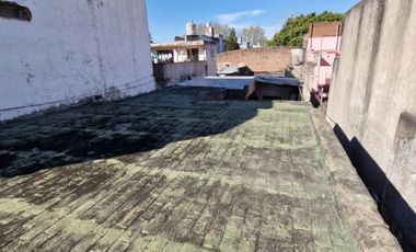 VENTA DE CASA EN Tres de Febrero