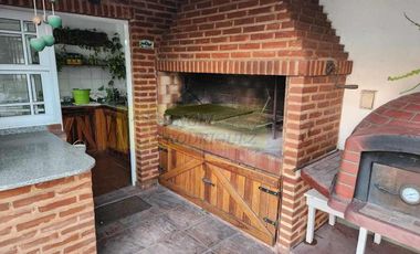 Casa en venta en Ramos Mejia Sur