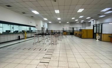 VENTA  GALPON  Y BODEGA COMERCIAL SECTOR COTOCOLLAO