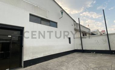 VENTA  GALPON  Y BODEGA COMERCIAL SECTOR COTOCOLLAO
