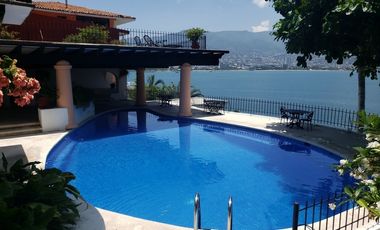 ACAPULCO TRADICIONAL VILLA EN VENTA VISTA Y ACCESO AL MAR