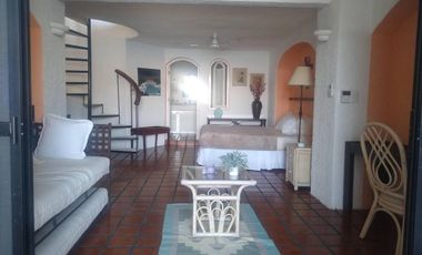 ACAPULCO TRADICIONAL VILLA EN VENTA VISTA Y ACCESO AL MAR