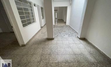 Casa-local en Arriendo Ubicado en Envigado Codigo 5287