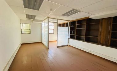 Oficina en Arriendo en Ahumada / Huerfanos