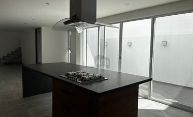 Casa en Venta en Privada Alto Lago Residencial
