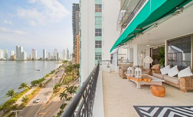 Apartamento Bocagrande sobre la bahia