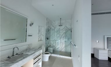 Apartamento Bocagrande sobre la bahia