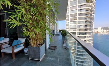 Apartamento Bocagrande sobre la bahia