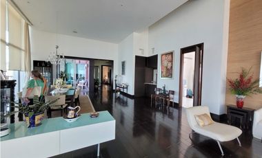 Apartamento Bocagrande sobre la bahia