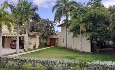 Casa en Baru, condominio cerrado