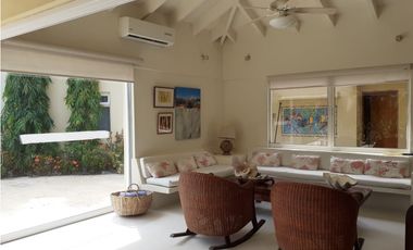 Casa en Baru, condominio cerrado