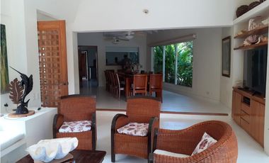 Casa en Baru, condominio cerrado