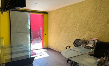 Salón de Fiestas en venta en la 18 poniente, Puebla Centro.
