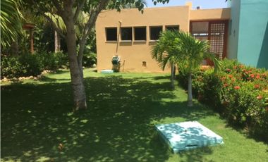Casa en Baru, condominio cerrado