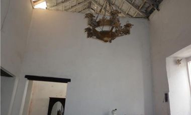 Casa centro amurallado