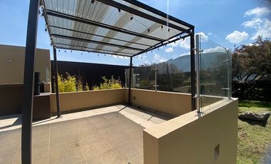 En Renta hermosa Casa en conjunto cerrado Casa de Campo, La Calera