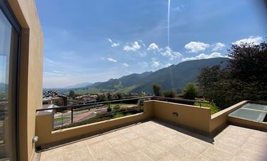 En Renta hermosa Casa en conjunto cerrado Casa de Campo, La Calera