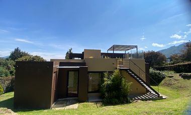 En Renta hermosa Casa en conjunto cerrado Casa de Campo, La Calera