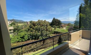En Renta hermosa Casa en conjunto cerrado Casa de Campo, La Calera