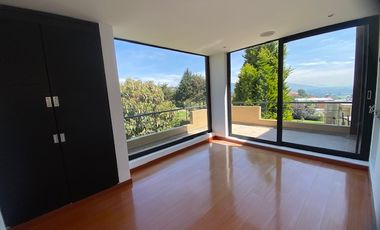En Renta hermosa Casa en conjunto cerrado Casa de Campo, La Calera