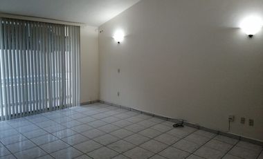 Casa Dentro de Coto Bugambilias Primera Sección
