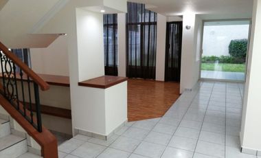 Casa Dentro de Coto Bugambilias Primera Sección