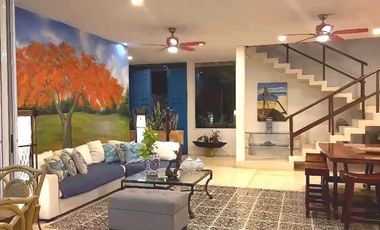 Casa en Venta  a Pie de Playa en Telchac Puerto, Yucatán