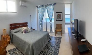 Casa en Venta  a Pie de Playa en Telchac Puerto, Yucatán