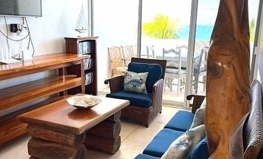 Casa en Venta  a Pie de Playa en Telchac Puerto, Yucatán