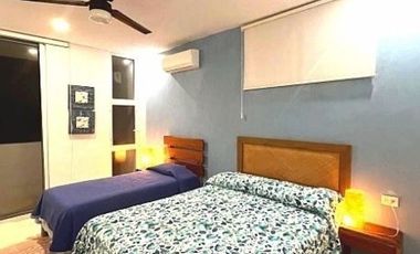 Casa en Venta  a Pie de Playa en Telchac Puerto, Yucatán