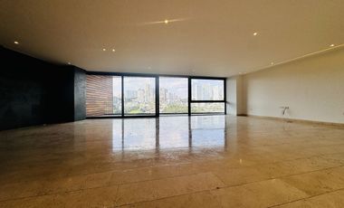 Departamento en renta bosque real vista al golf