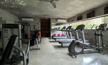 CASA EN RENTA EN PRIVADA JULIETA, PASEO NORTE, CUENTA CON PANELES SOLARES