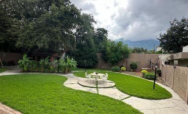 TERRENO CON CASA PARA DERRUMBAR COL. DEL VALLE