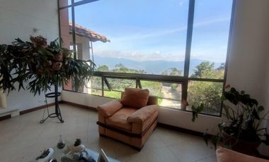 Venta de Casa campestre en el Escobero Envigado C.4177411