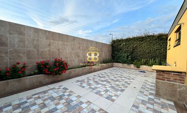 SE VENDE O SE ARRIENDA MAGNFICA CASA EN CAMINO DE PUEBLO VIEJO COTA