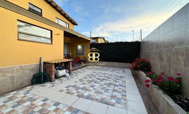 SE VENDE O SE ARRIENDA MAGNFICA CASA EN CAMINO DE PUEBLO VIEJO COTA