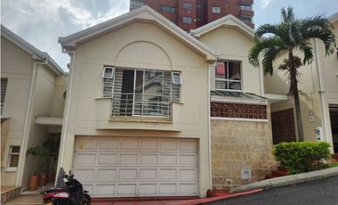 Casa para Venta y Arriendo Altos del Poblado