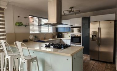 Casa para Venta y Arriendo Altos del Poblado