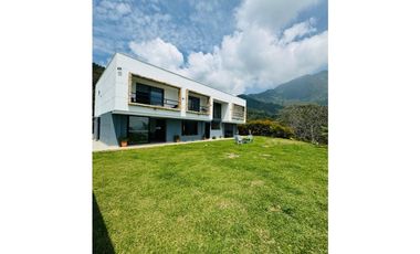 Casa Finca en venta en Norteamérica Bello