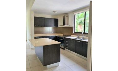 APARTAMENTO EN HOWARD