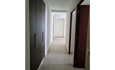 APARTAMENTO EN HOWARD