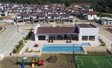 Se Vende Casa en Proyecto-ARCADIA-Costa Verde