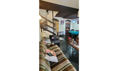 Excelente Triplex en Zona Duplex a la venta