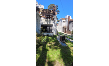 Excelente Triplex en Zona Duplex a la venta