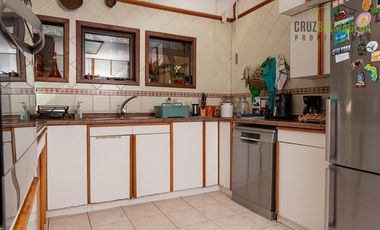 Casa en Venta en Parque Ivian I