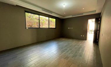 Casa en Venta en Santa Anita Club de Golf en Tlajomulco de Zúñiga, Jalisco.