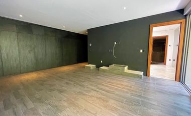 Casa en Venta en Santa Anita Club de Golf en Tlajomulco de Zúñiga, Jalisco.