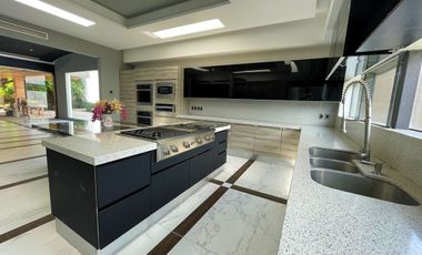 Casa en Venta en Santa Anita Club de Golf en Tlajomulco de Zúñiga, Jalisco.