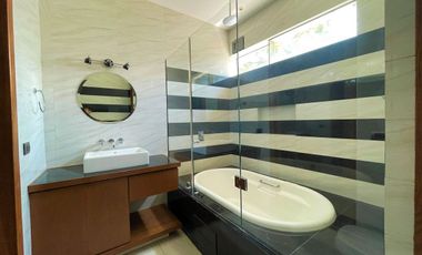 Casa en Venta en Santa Anita Club de Golf en Tlajomulco de Zúñiga, Jalisco.